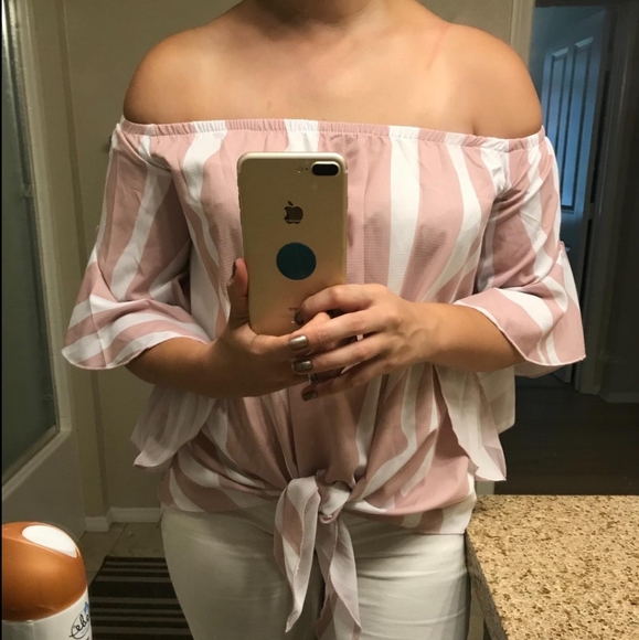 🆕 Striped Off Shoulder Bell Sleeve Blouse - Picture 7 of 7